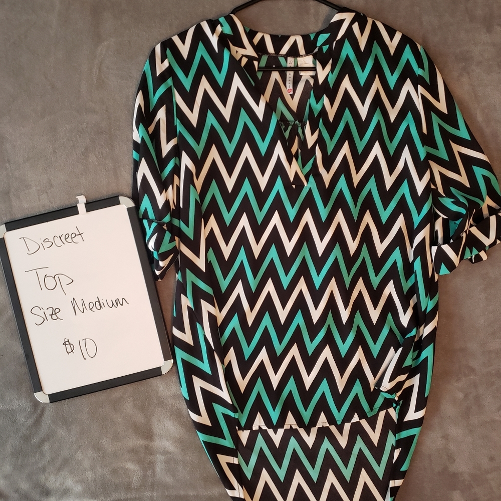 Discreet Top